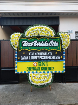 Papan Bunga Duka di Pringarata