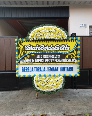 Papan Bunga Duka di Pringarata